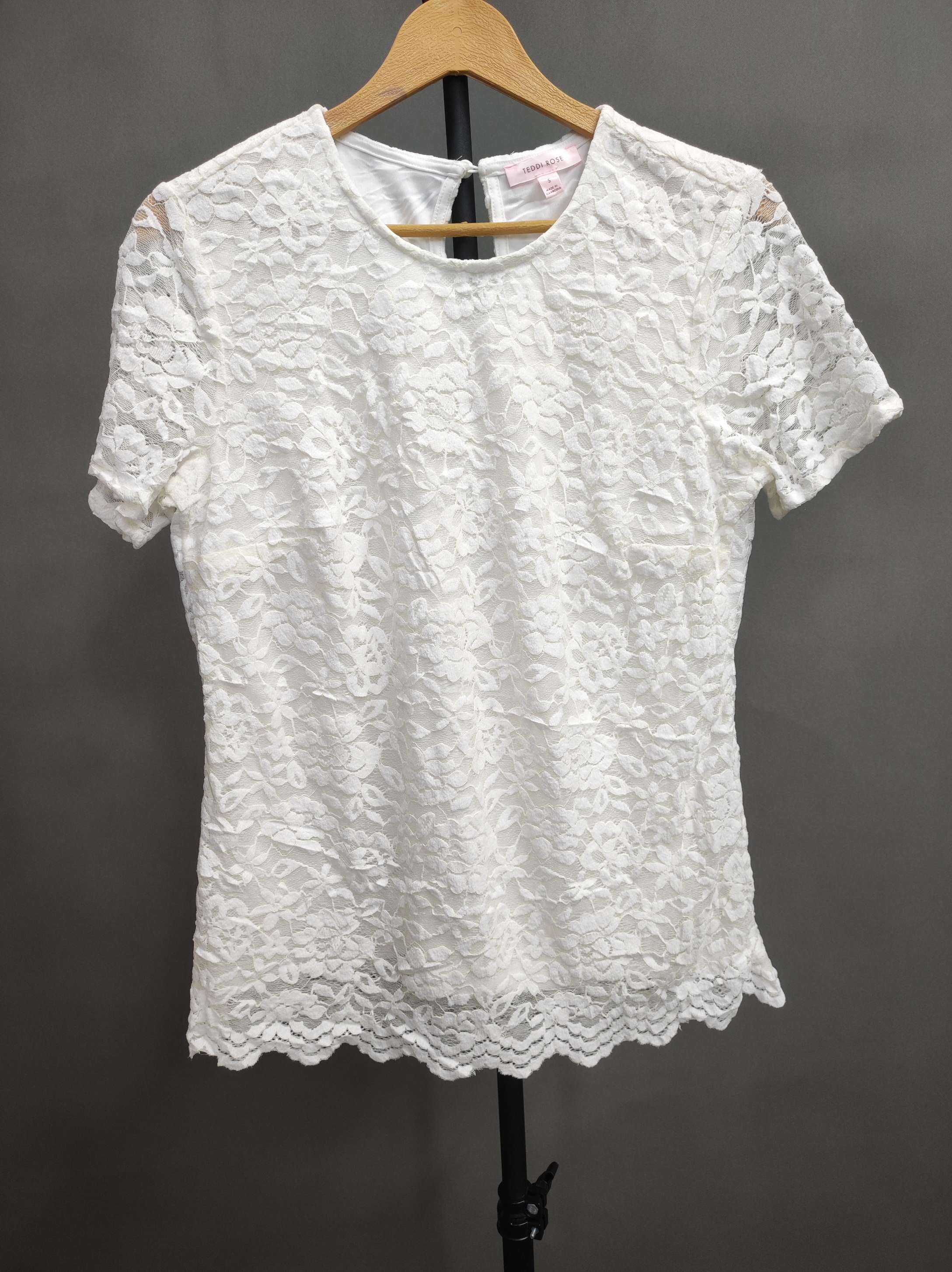 پیرهن دانتل فرانسوی