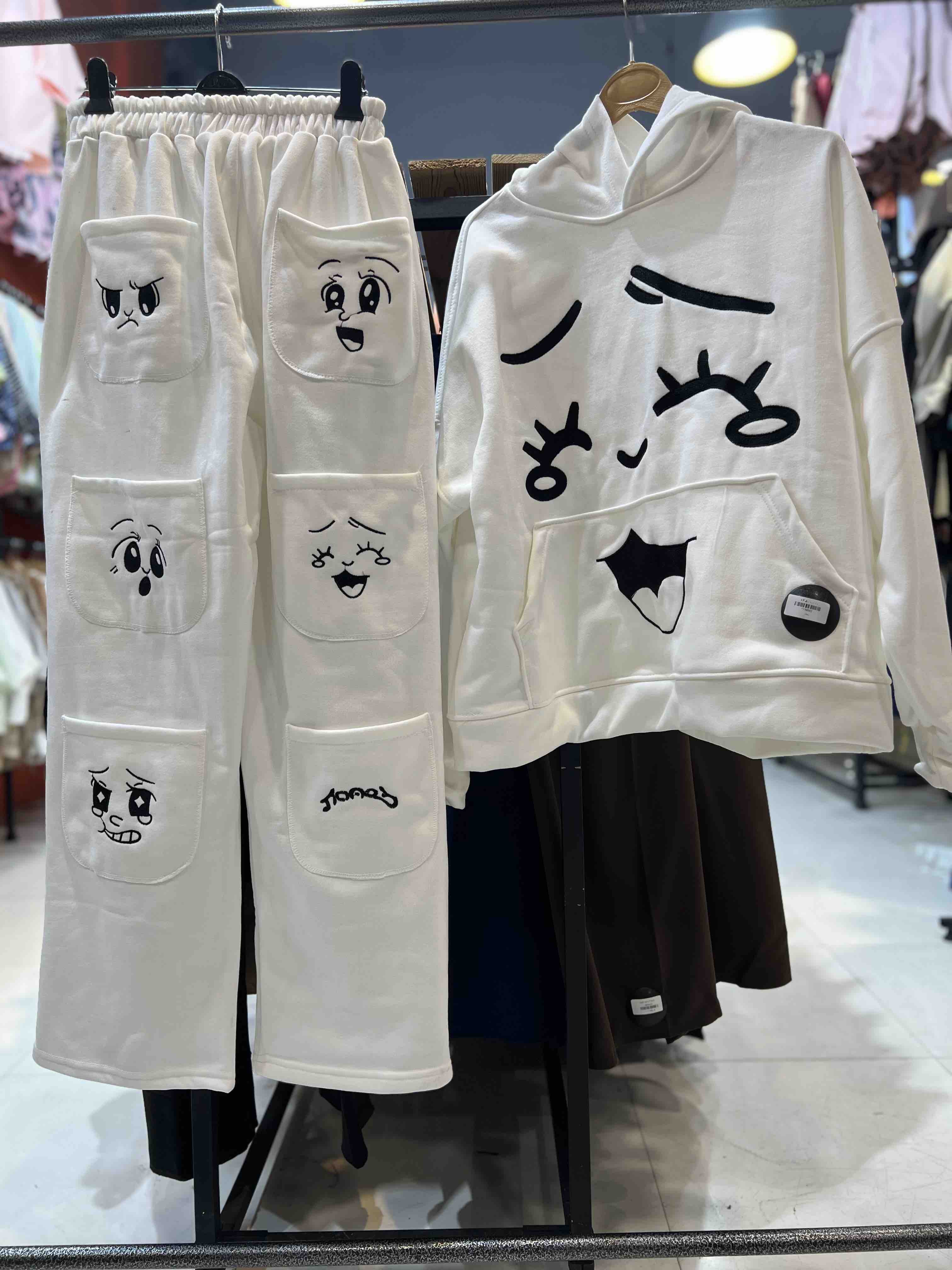 ست هودی و شلوار کد ١٠١۶