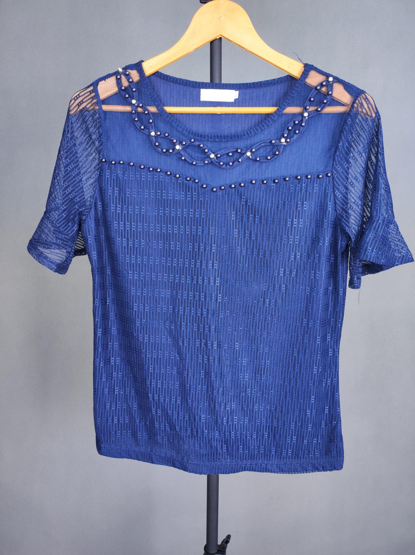 پیرهن مروارید دوزی