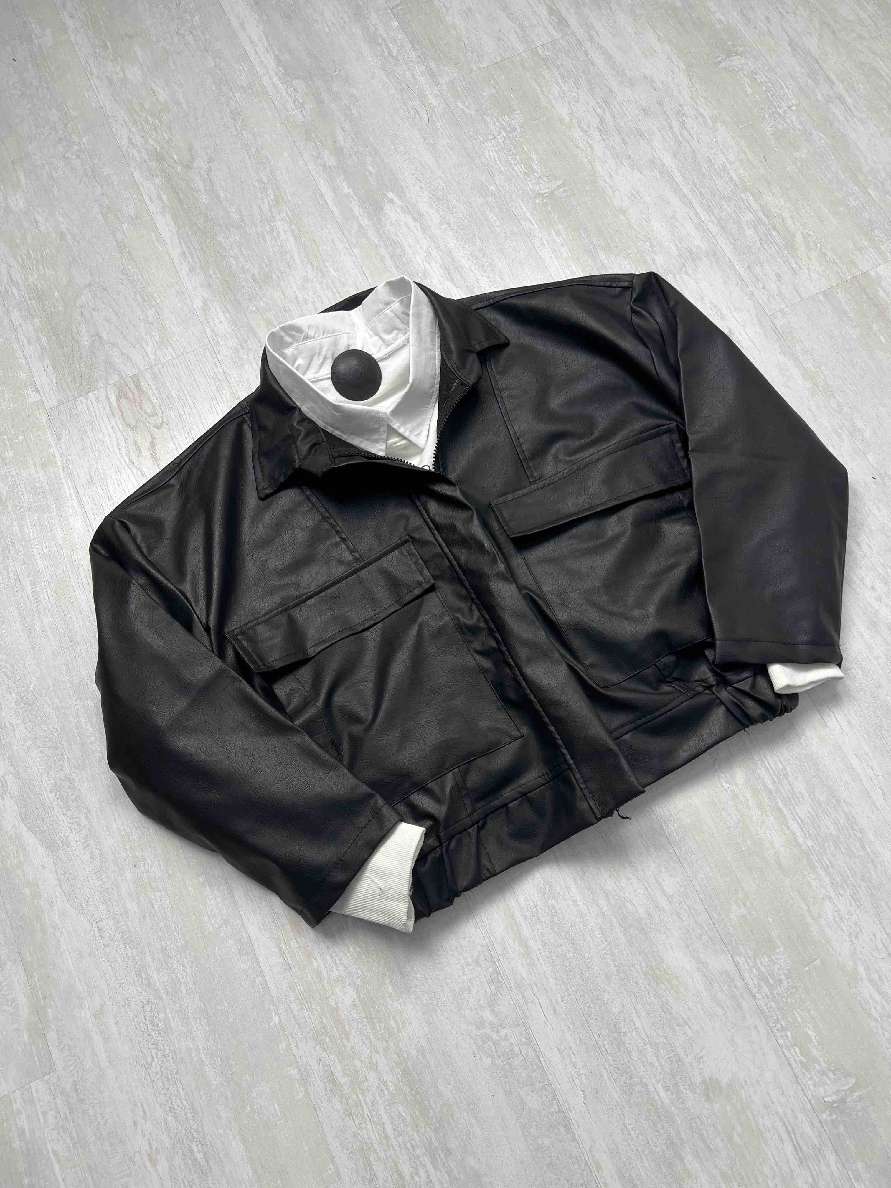 جکت چرم کد ١١٨۴