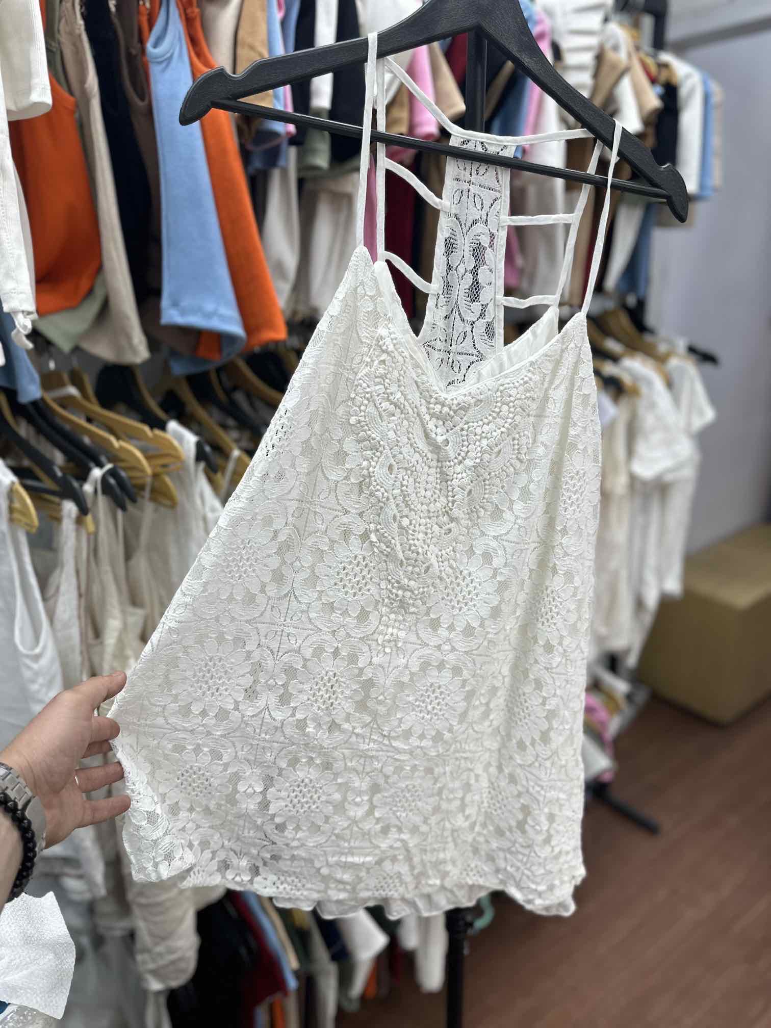 لباس وارداتی